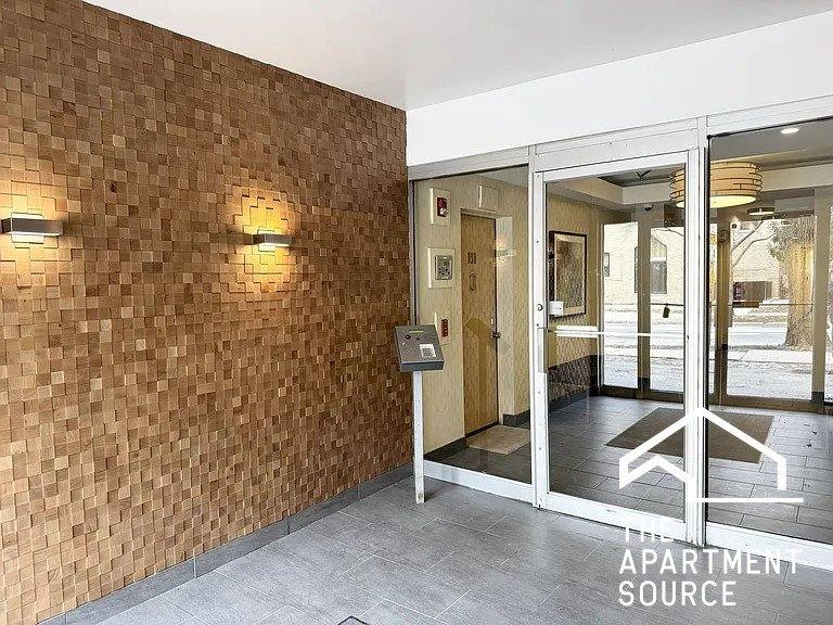 Apartment for rent at 1100 Church St #304, Evanston, IL 60201