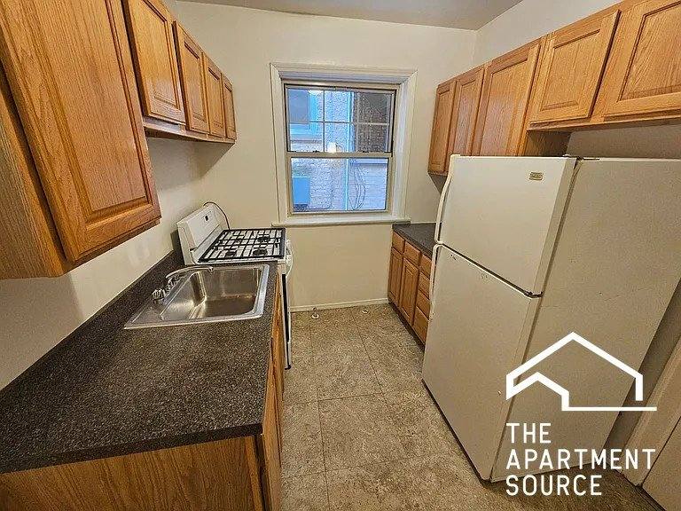 Apartment for rent at 932 Judson Ave #E1, Evanston, IL 60202