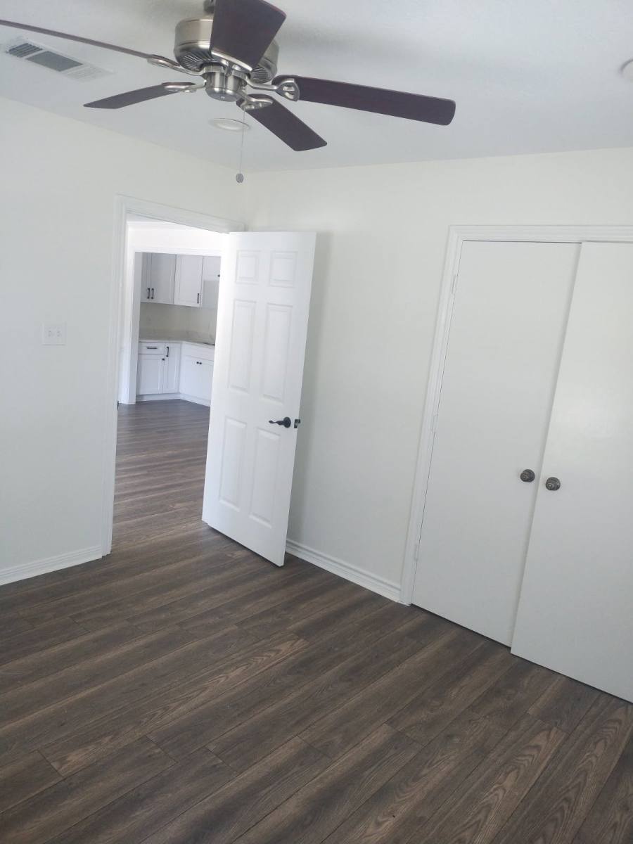 House for rent at 511 N 3rd St, Conroe, TX 77301