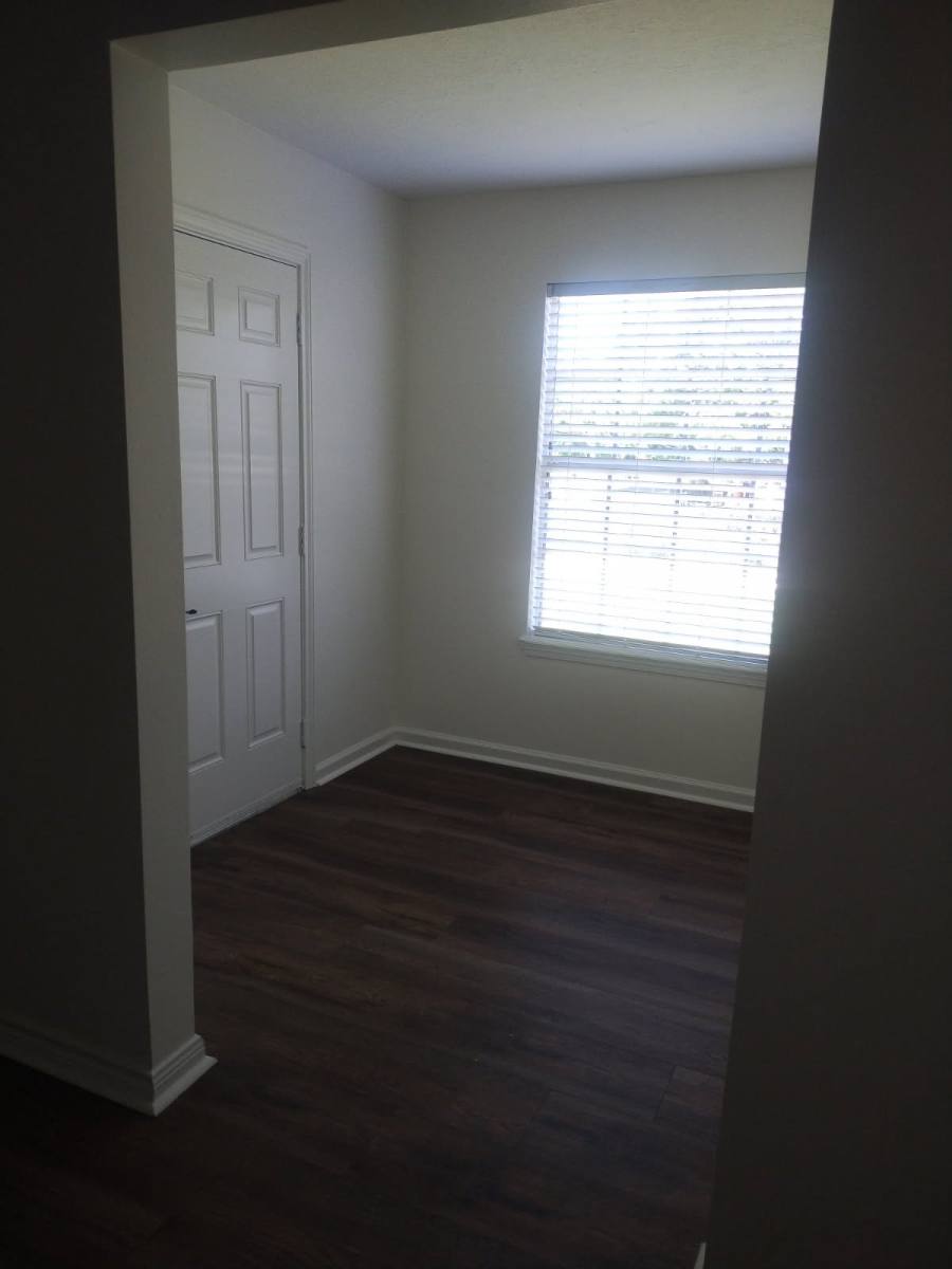 House for rent at 511 N 3rd St, Conroe, TX 77301