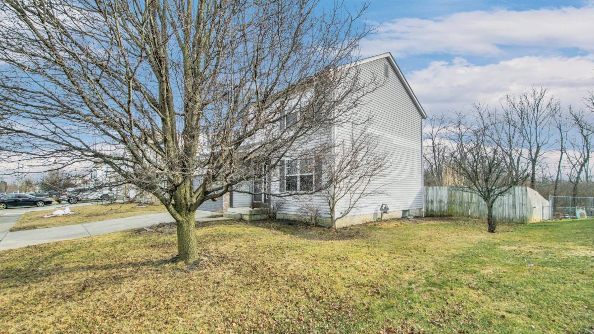 House for rent at 1602 Covina Dr, Columbus, OH 43228
