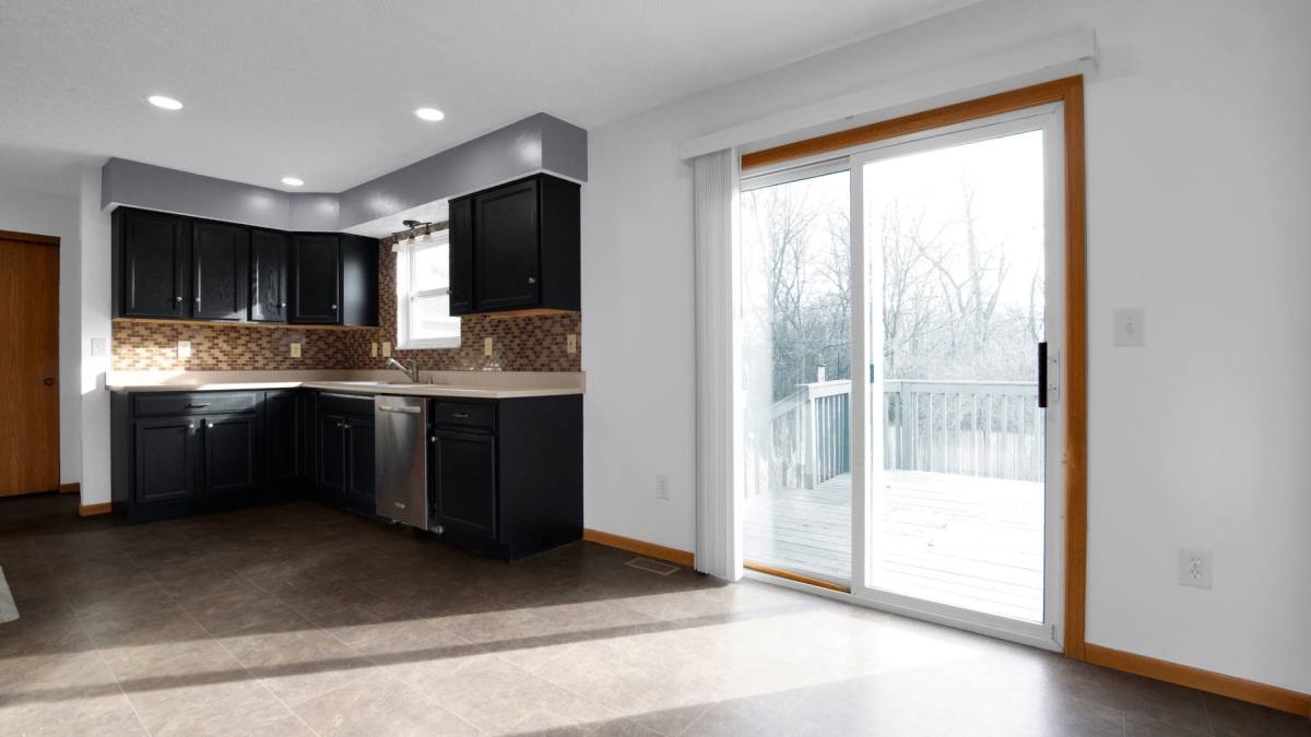 House for rent at 1602 Covina Dr, Columbus, OH 43228