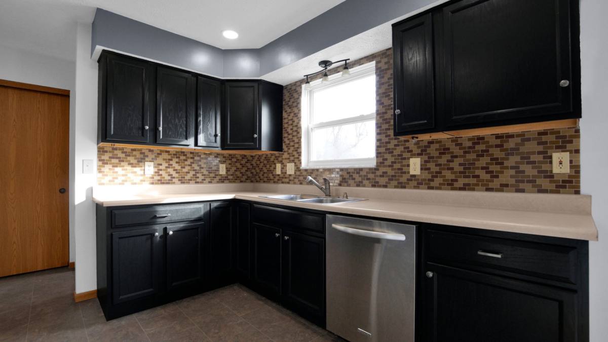 House for rent at 1602 Covina Dr, Columbus, OH 43228