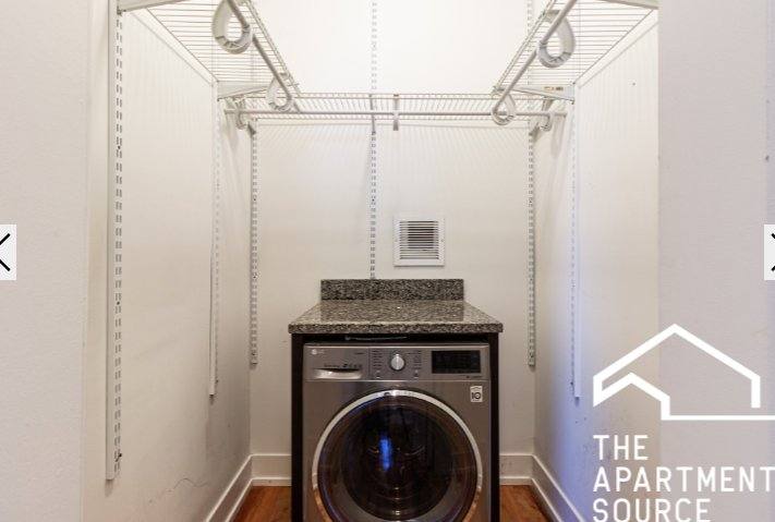 Apartment for rent at 2902 N Mildred Ave #E2, Chicago, IL 60657