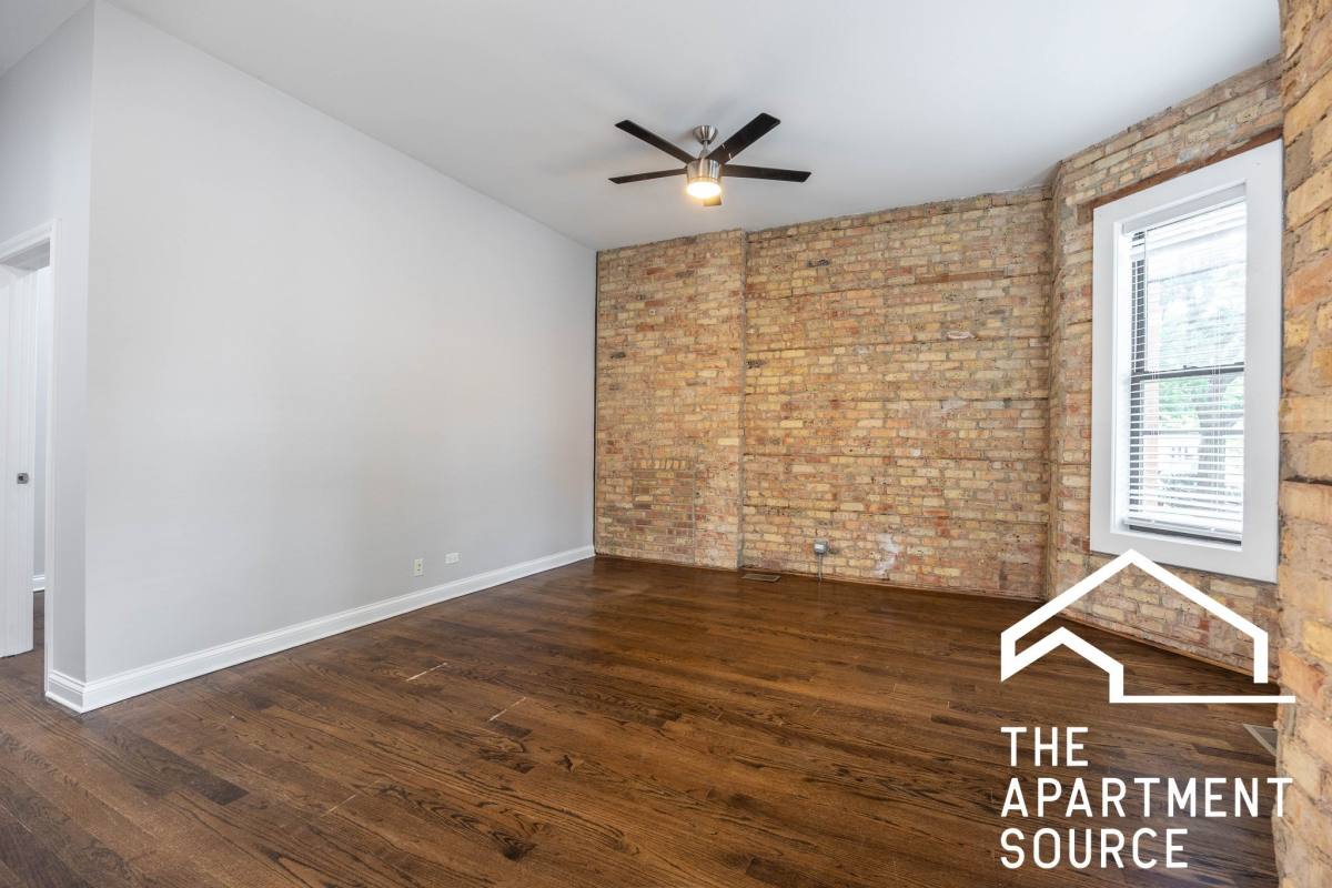 Apartment for rent at 1756 W Montrose Ave #1, Chicago, IL 60613