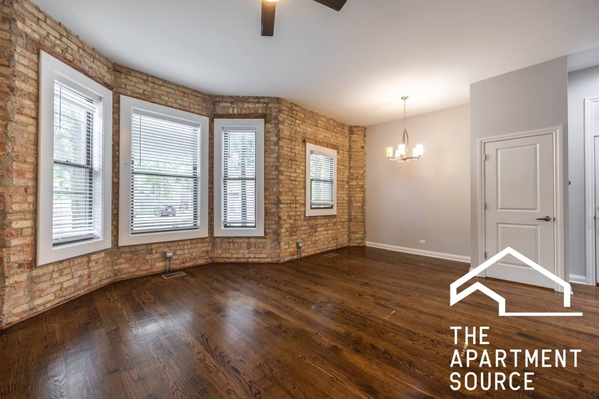 Apartment for rent at 1756 W Montrose Ave #1, Chicago, IL 60613