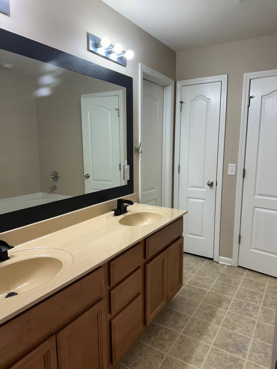 Townhouse for rent at 535 Ridge View Crossing, Woodstock, GA 30188