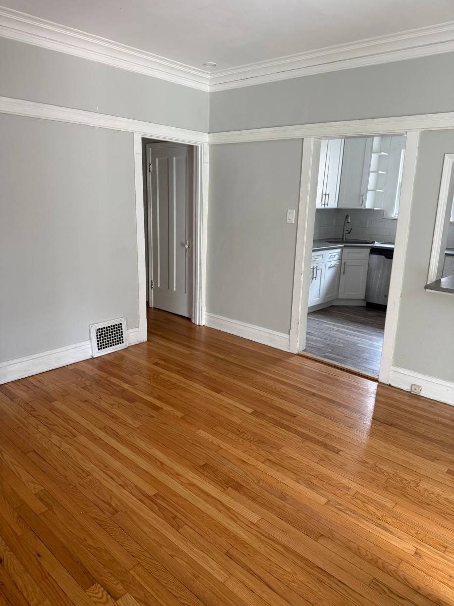 House for rent at 2439 W Byron St, Chicago, IL 60618