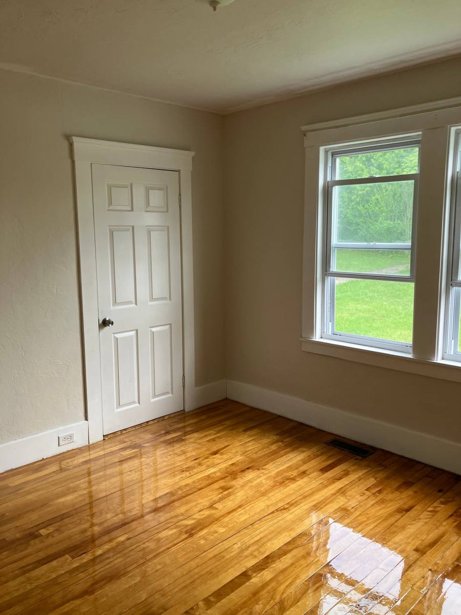 Apartment for rent at 4 Loring St #1, Worcester, MA 01606