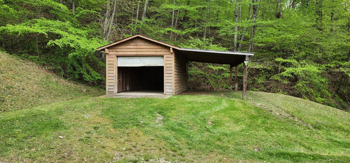House for rent at 90 Bud Rd, Leicester, NC 28748