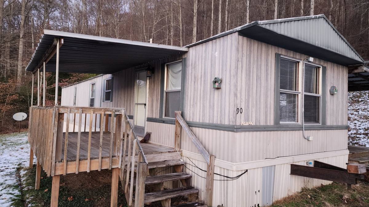 House for rent at 90 Bud Rd, Leicester, NC 28748