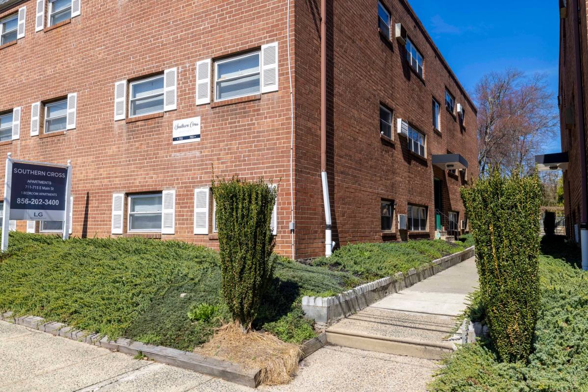 Apartment for rent at 712-718 E Main St #3A, Maple Shade, NJ 08052