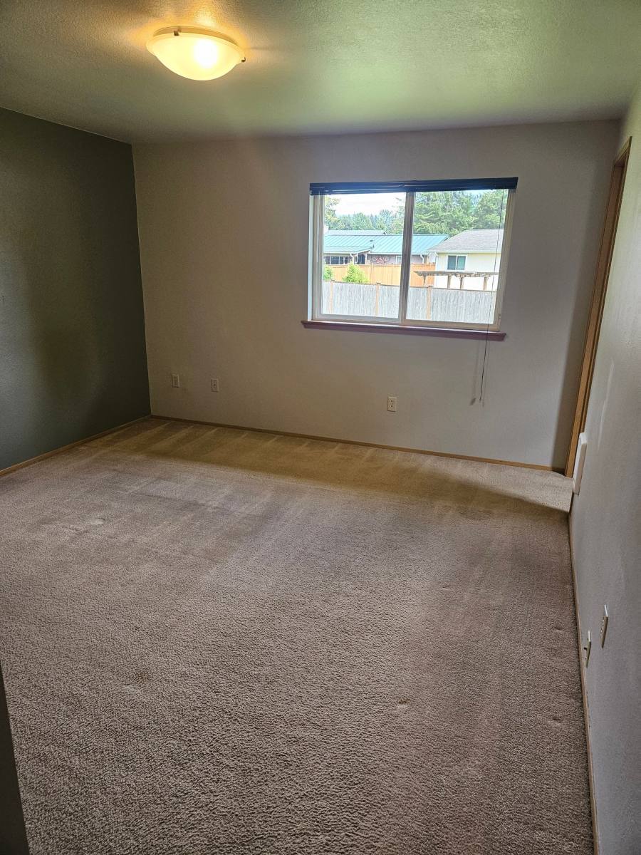 House for rent at 609 N Granite Ave, Granite Falls, WA 98252