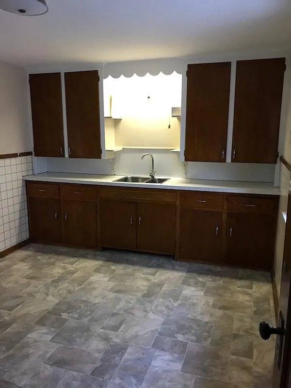 Apartment for rent at 34 Saint James Rd, Buffalo, NY 14225