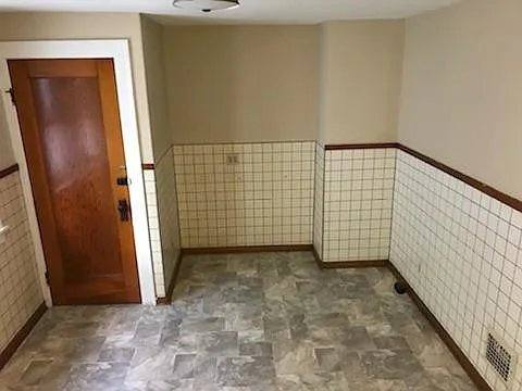 Apartment for rent at 34 Saint James Rd, Buffalo, NY 14225