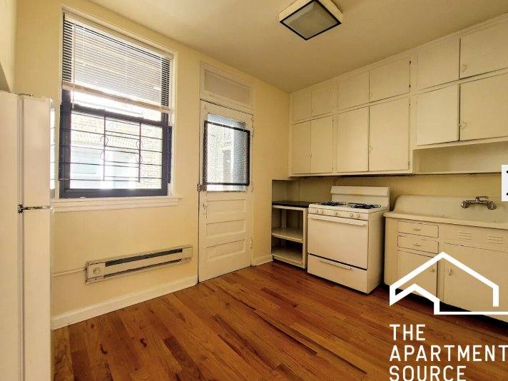 Apartment for rent at 4409 N Wolcott Ave #3, Chicago, IL 60640