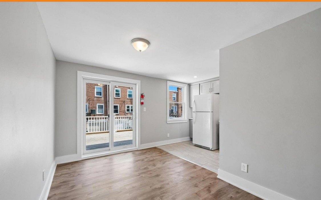 Townhouse for rent at 306 Pine St, Glenolden, PA 19036