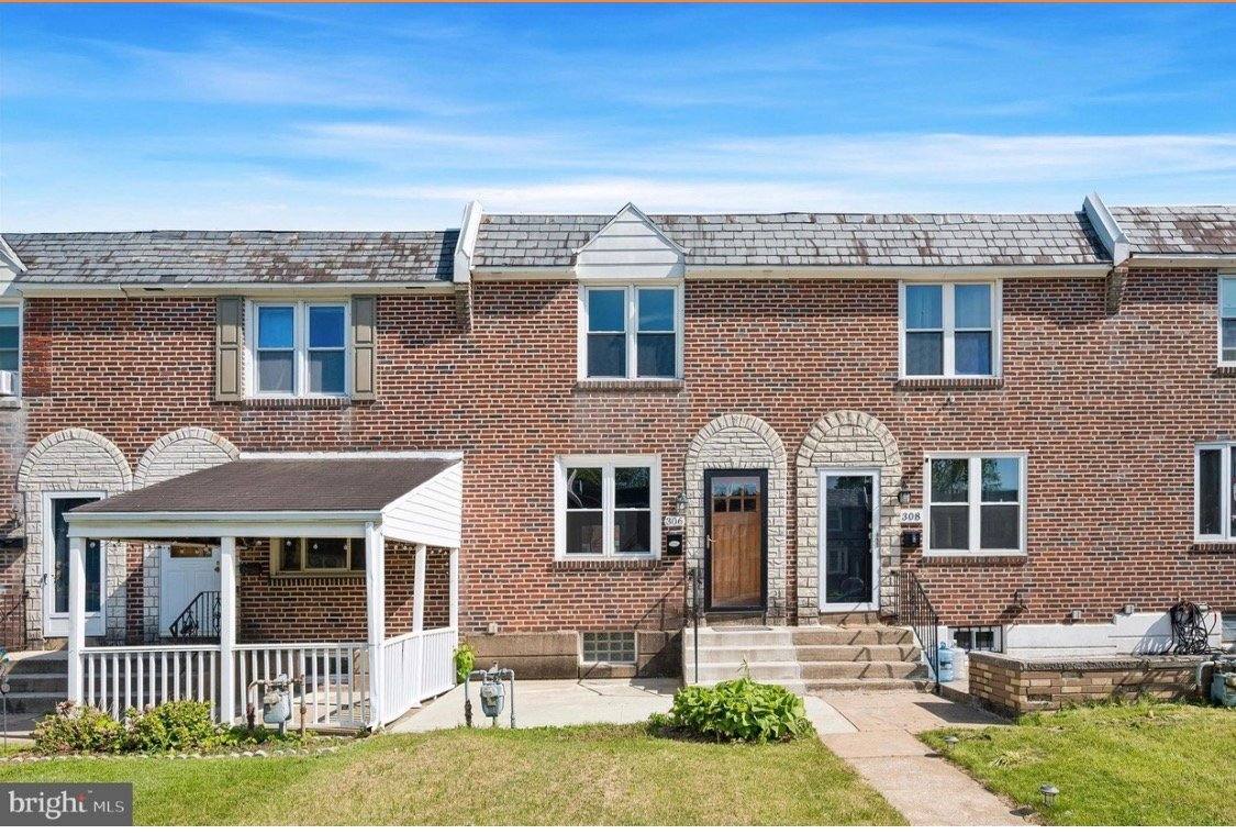 Townhouse for rent at 306 Pine St, Glenolden, PA 19036