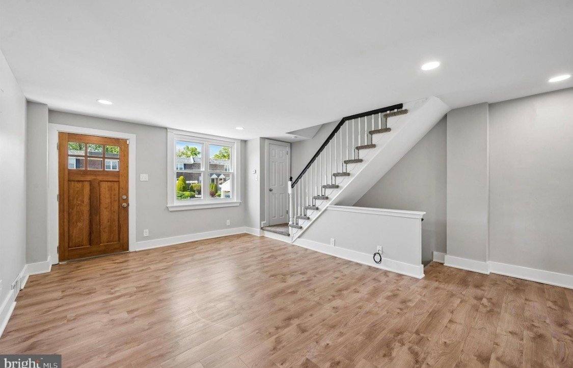 Townhouse for rent at 306 Pine St, Glenolden, PA 19036