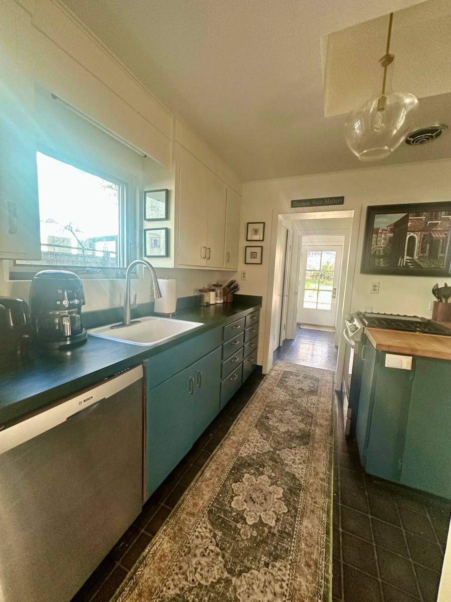 House for rent at 76 S St, Salt Lake City, UT 84103