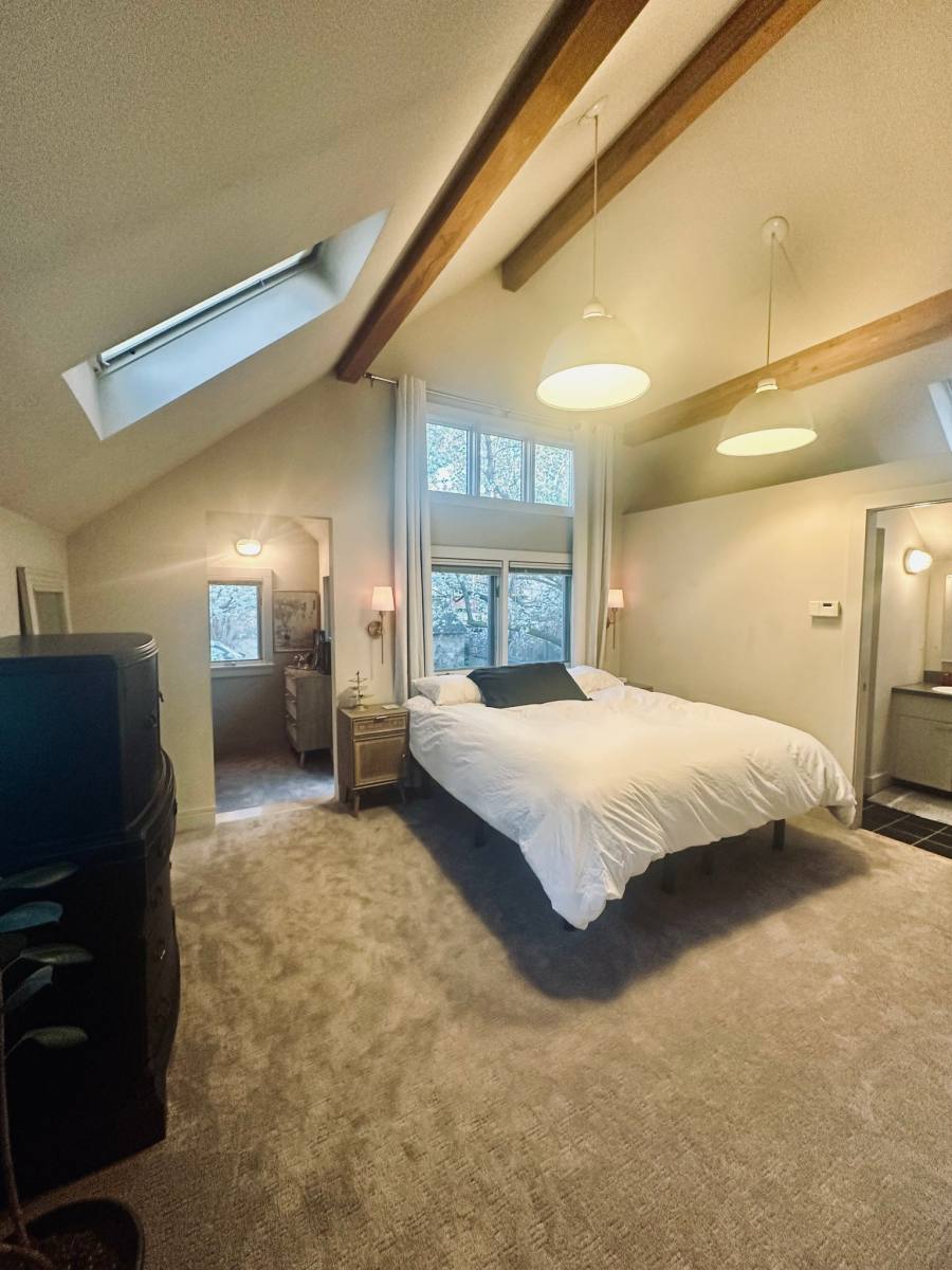 House for rent at 76 S St, Salt Lake City, UT 84103