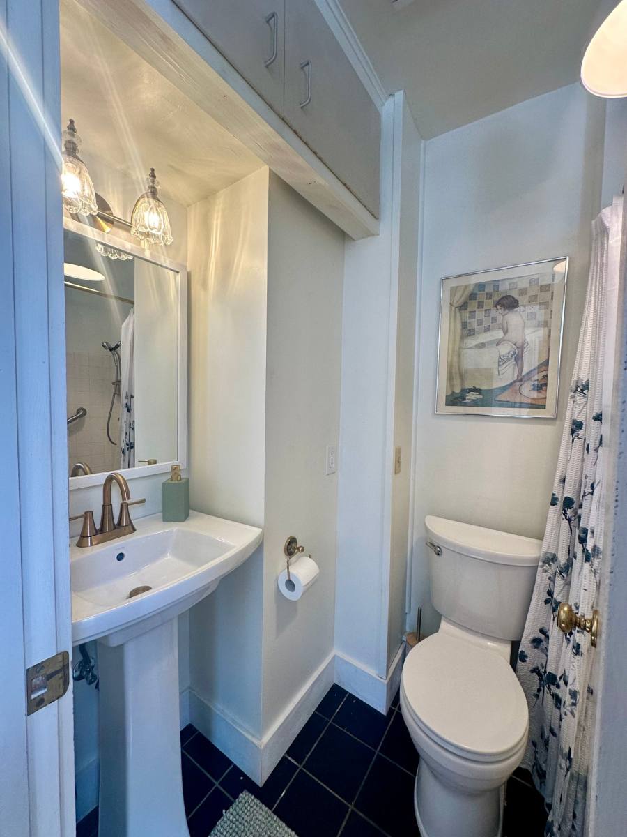 House for rent at 76 S St, Salt Lake City, UT 84103