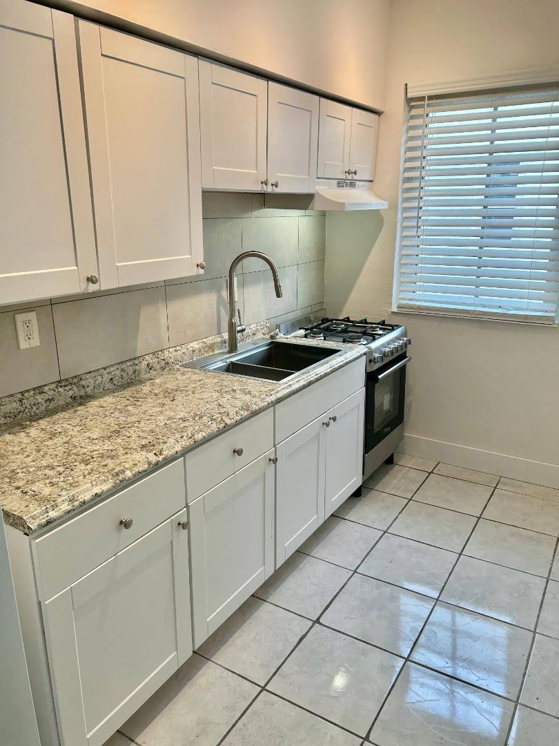 Apartment for rent at 1126 Pennsylvania Ave 1124 4, Miami Beach, FL 33139