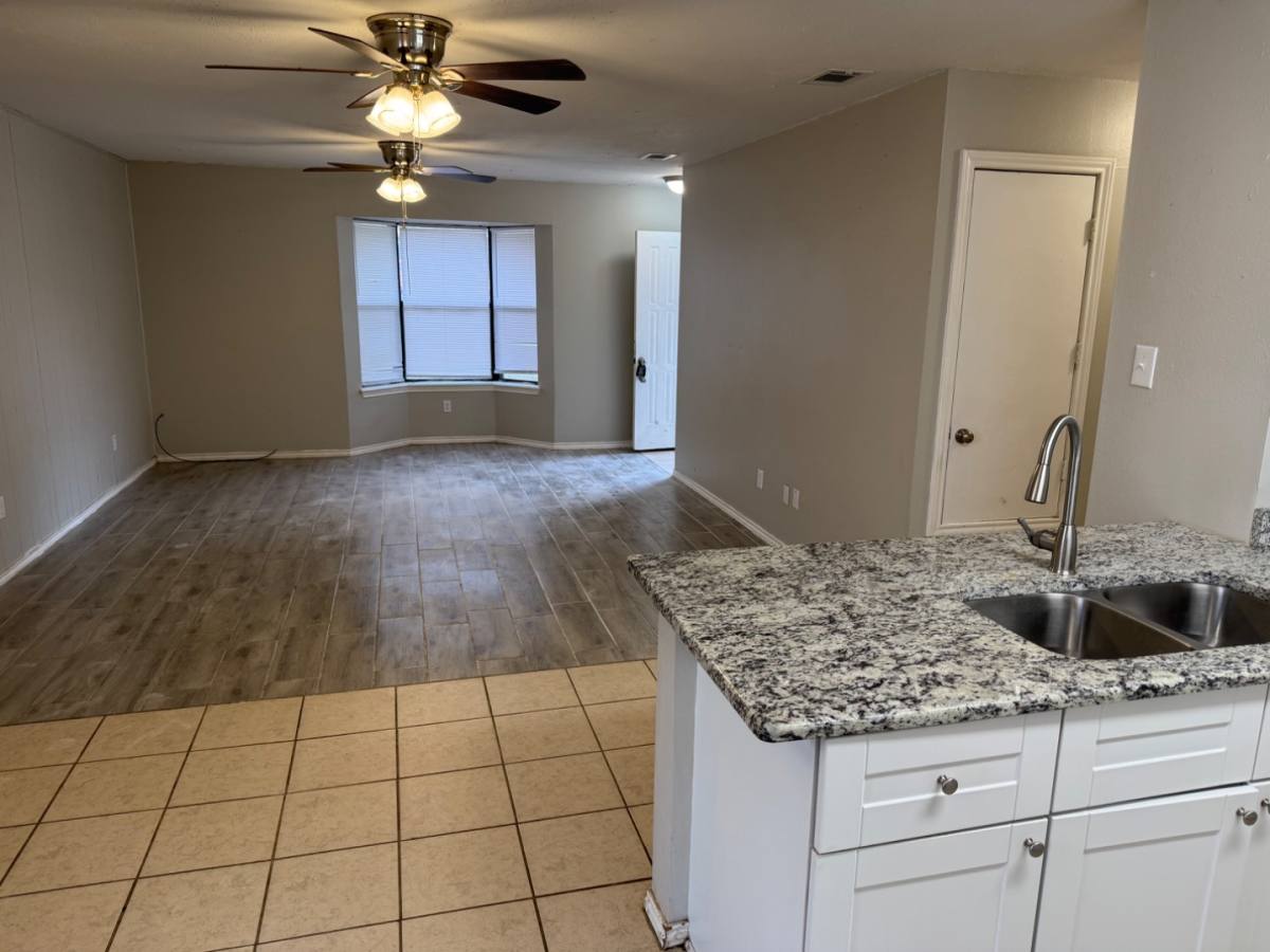House for rent at 3731 Stoneridge, Flint, TX 75762