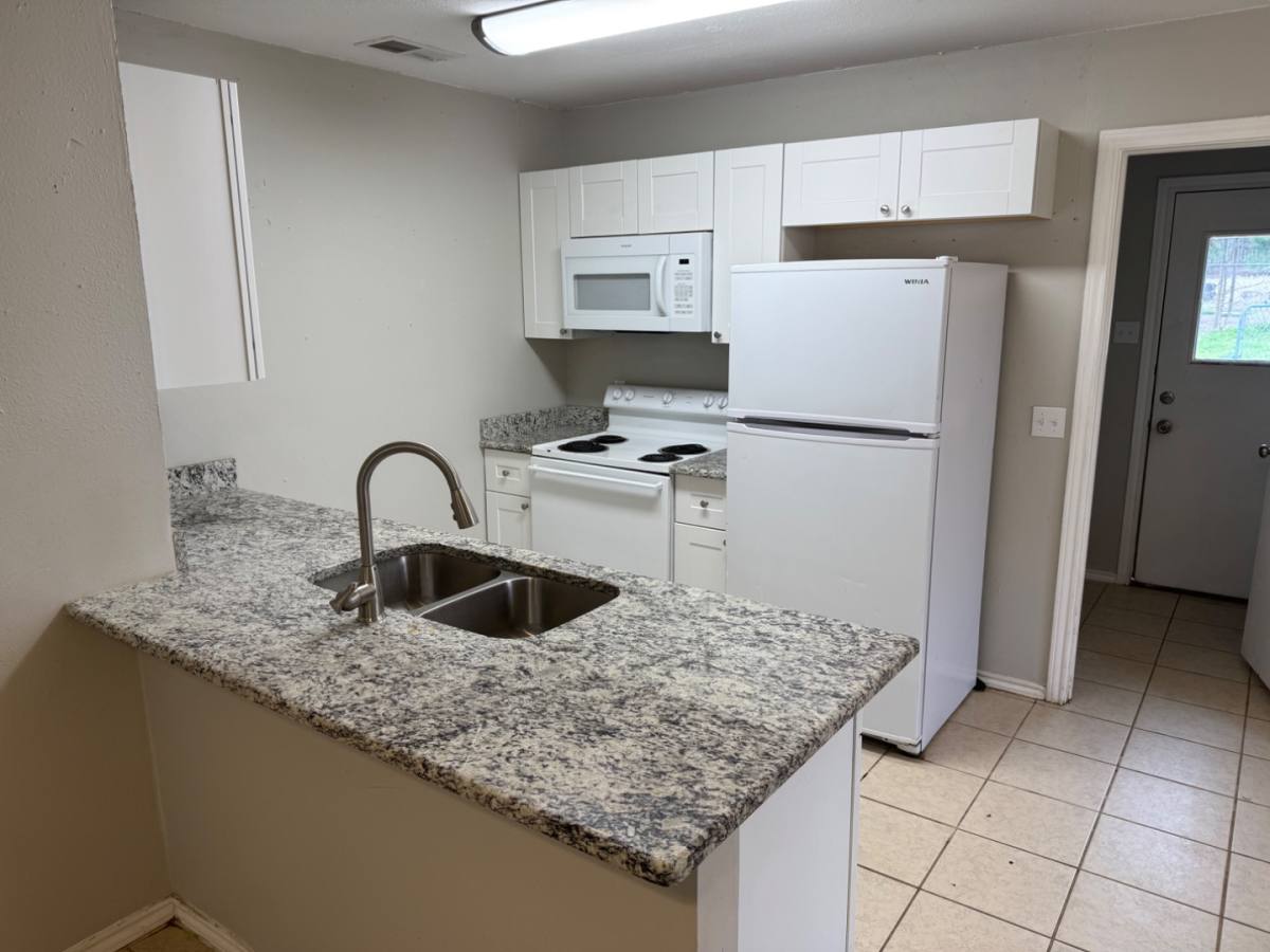 House for rent at 3731 Stoneridge, Flint, TX 75762