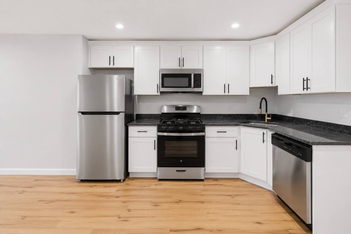 Townhouse for rent at 2427 Ashland Ave St, Baltimore, MD 21205