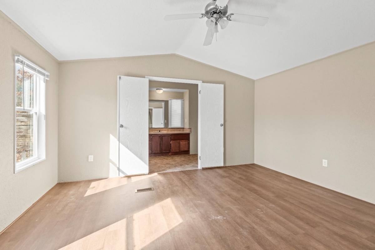 House for rent at 15653 Country Walk Dr, Lindale, TX 75771