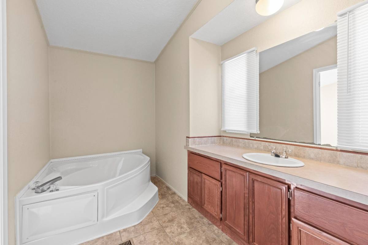 House for rent at 15705 Country Way, Lindale, TX 75771