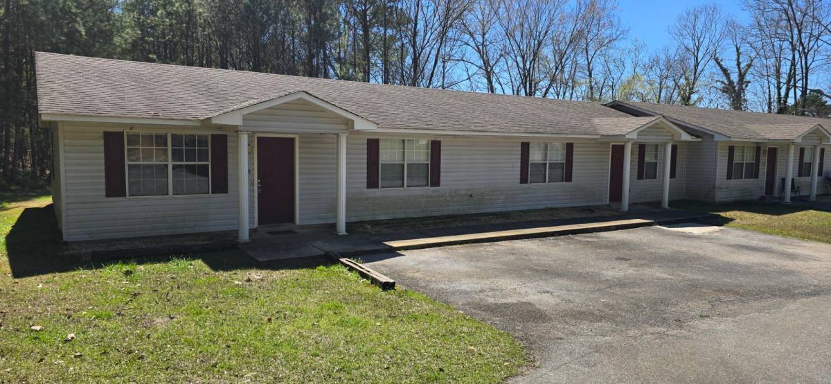 Apartment for rent at 1064 Angel Dr #2C, Jacksonville, AL 36265
