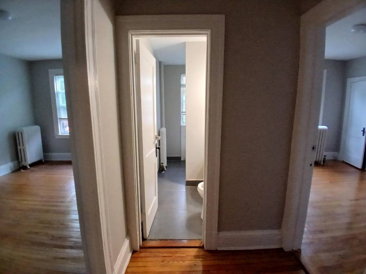 Apartment for rent at 327 Washington St #327 C2, Hartford, CT 06106