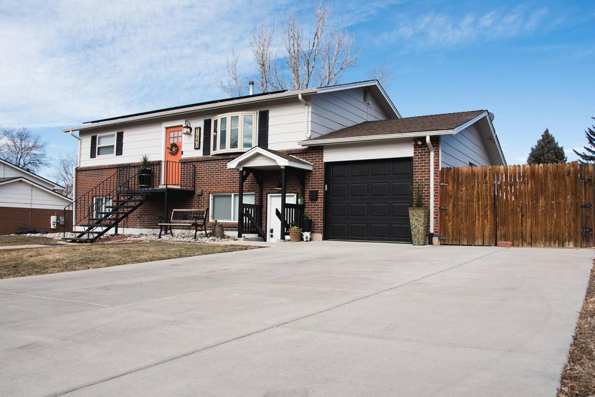 Apartment for rent at 7640 S Kit Carson, Littleton, CO 80122