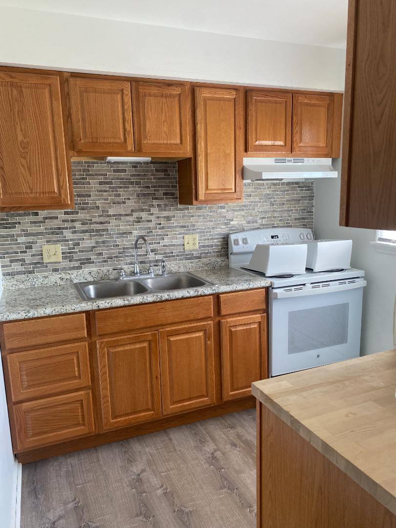 Apartment for rent at 325 W High St #6, Oxford, OH 45056