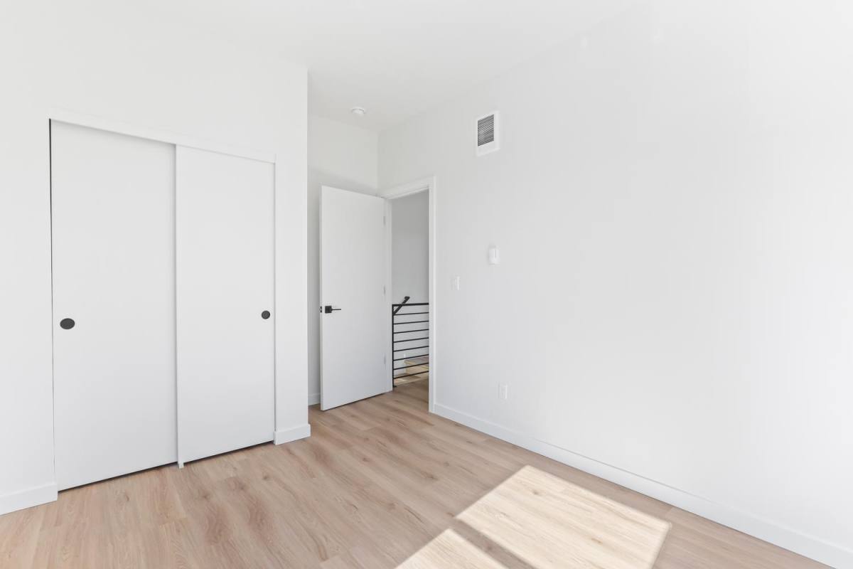 Apartment for rent at 7007 NE 8th, Portland, OR 97211