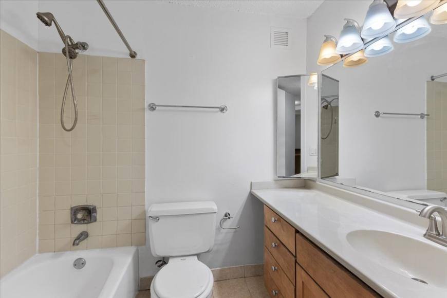 Condo for rent at 30 E Huron St #2003, Chicago, IL 60611