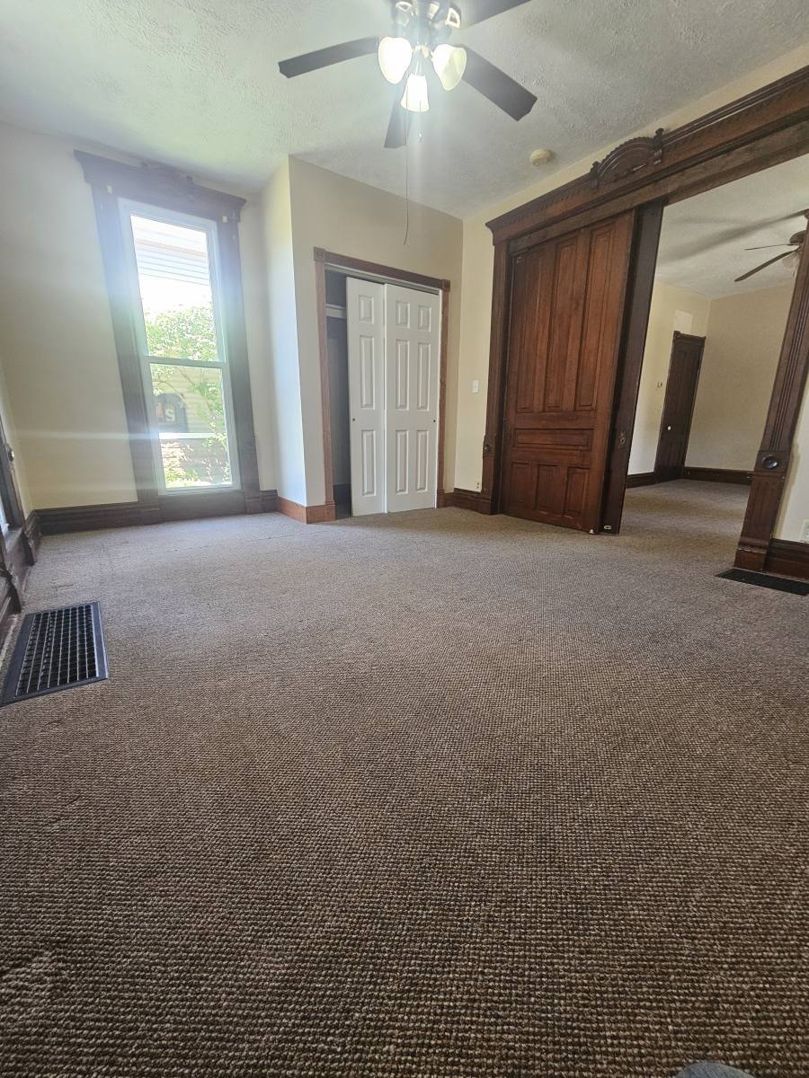 Townhouse for rent at 244 W Perry St, Tiffin, OH 44883