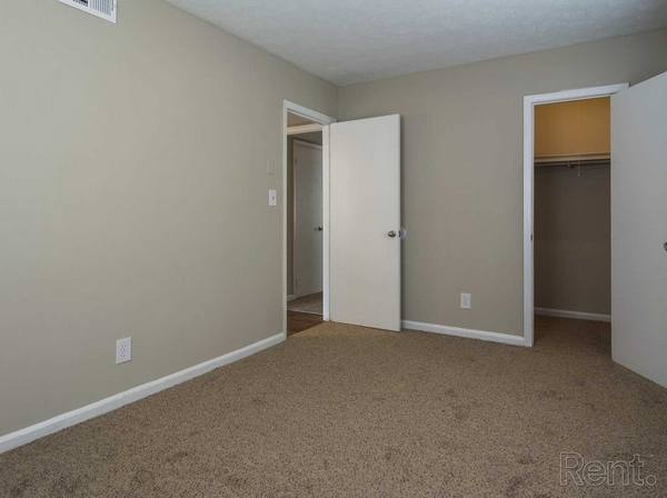 Apartment for rent at Wynridge, 425 Lake Dr SE, Marietta, GA 30060