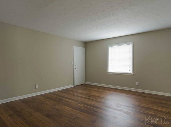Apartment for rent at Wynridge, 425 Lake Dr SE, Marietta, GA 30060