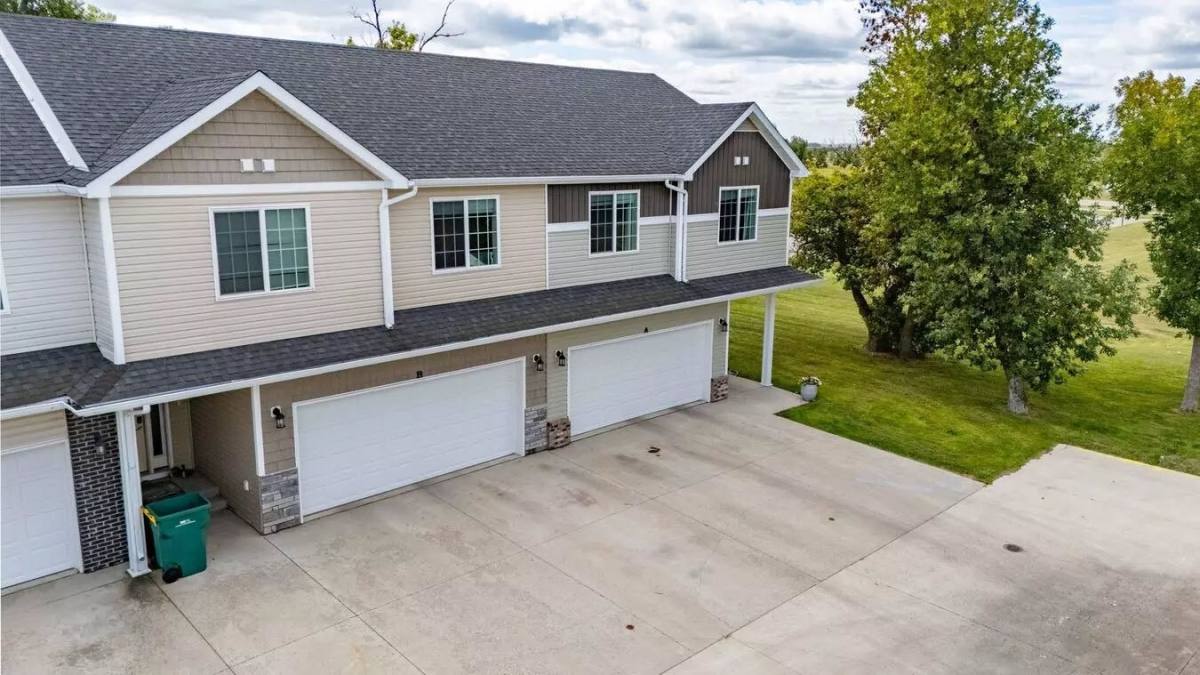 Townhouse for rent at Montgomery Townhomes, 3268 9th St W #I, West Fargo, ND 58078