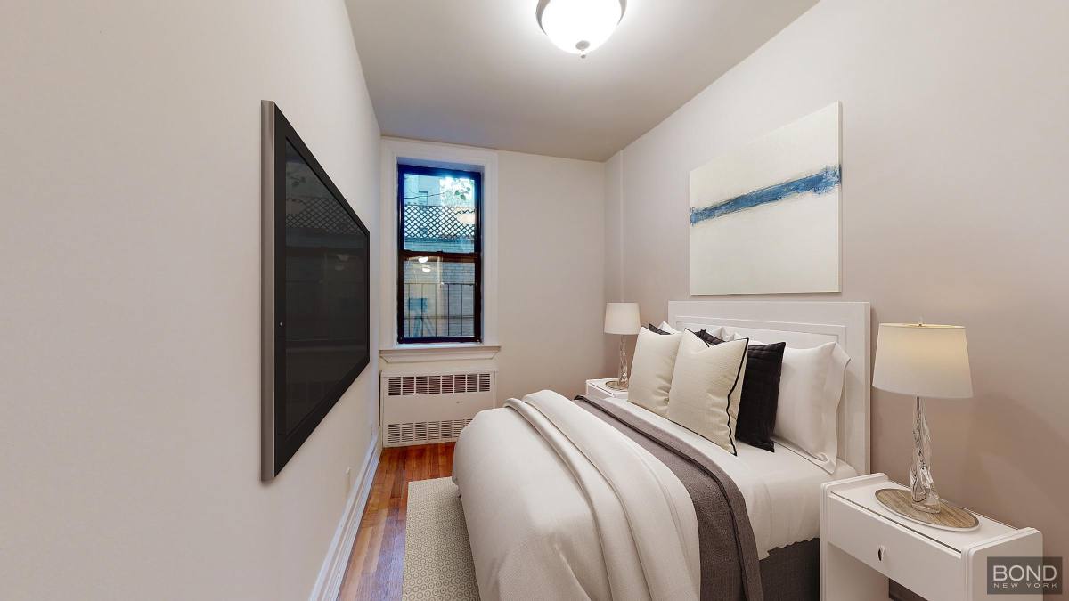 Apartment for rent at 338 E 70th St #3B, New York, NY 10021