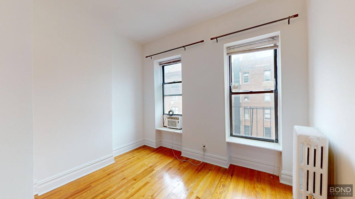 Apartment for rent at 1443 York Ave #4W, New York, NY 10075