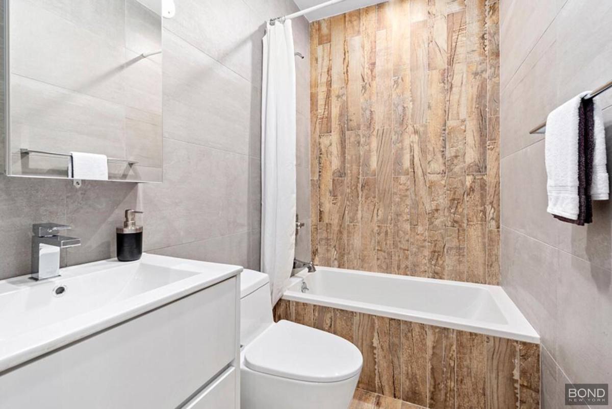 Apartment for rent at 900 New York Ave #2A, Brooklyn, NY 11203