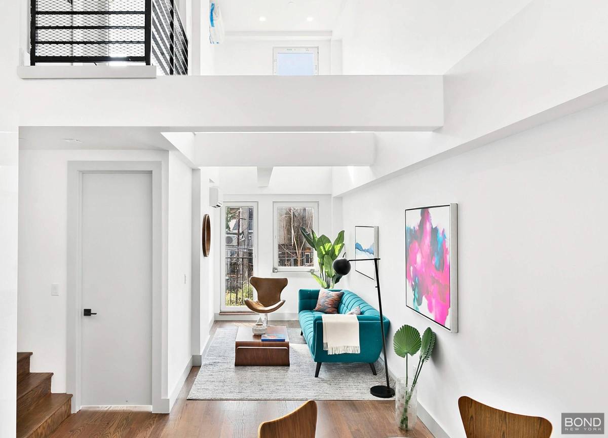Apartment for rent at 900 New York Ave #2A, Brooklyn, NY 11203