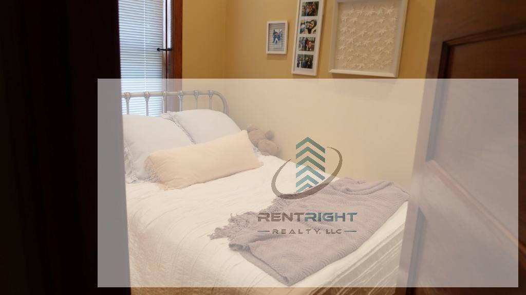 Apartment for rent at 1353 Ashland #3F, Chicago, IL 60622