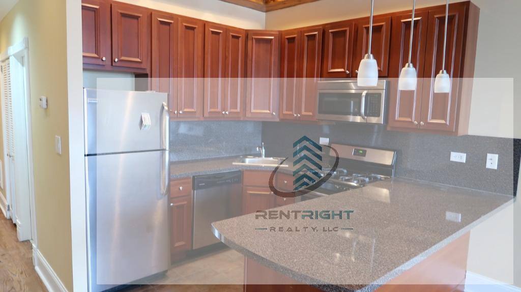 Apartment for rent at 1361 N Ashland #2F, Chicago, IL 60622