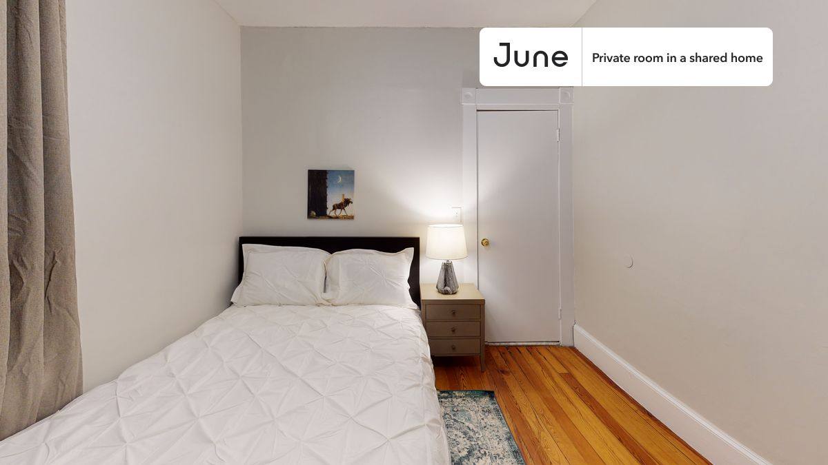 Apartment for rent at 29 Craigie St #C, Somerville, MA 02143