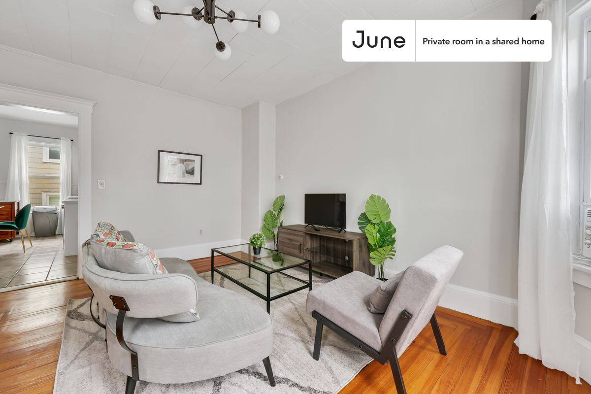Apartment for rent at 29 Craigie St #C, Somerville, MA 02143